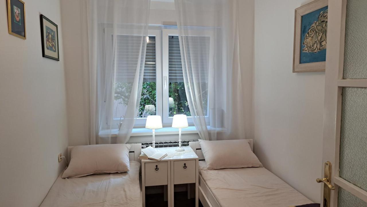 Apartman Jaki Загреб Екстериор снимка