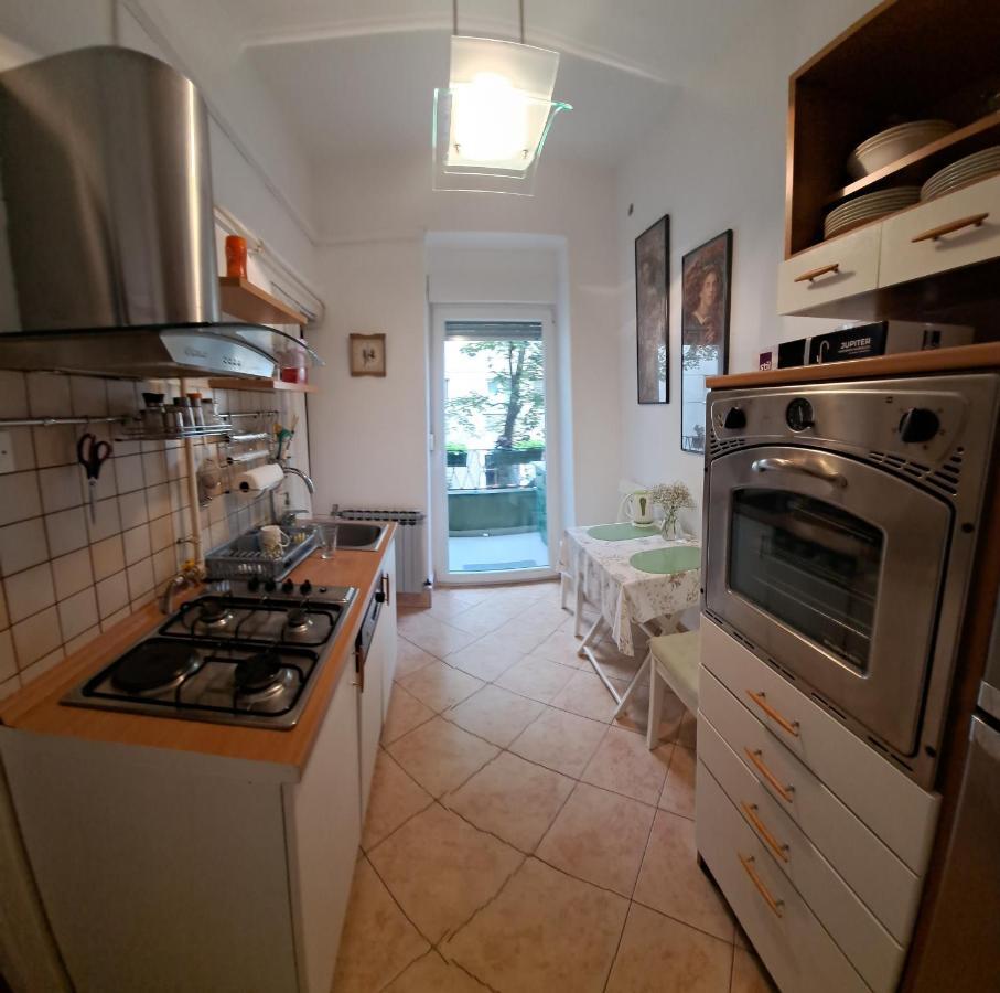 Apartman Jaki Загреб Екстериор снимка
