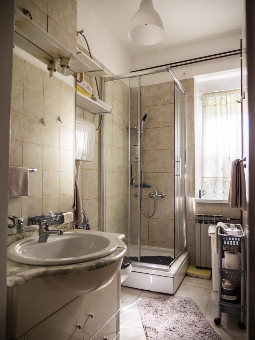 Apartman Jaki Загреб Екстериор снимка